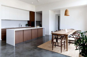 Onyx House